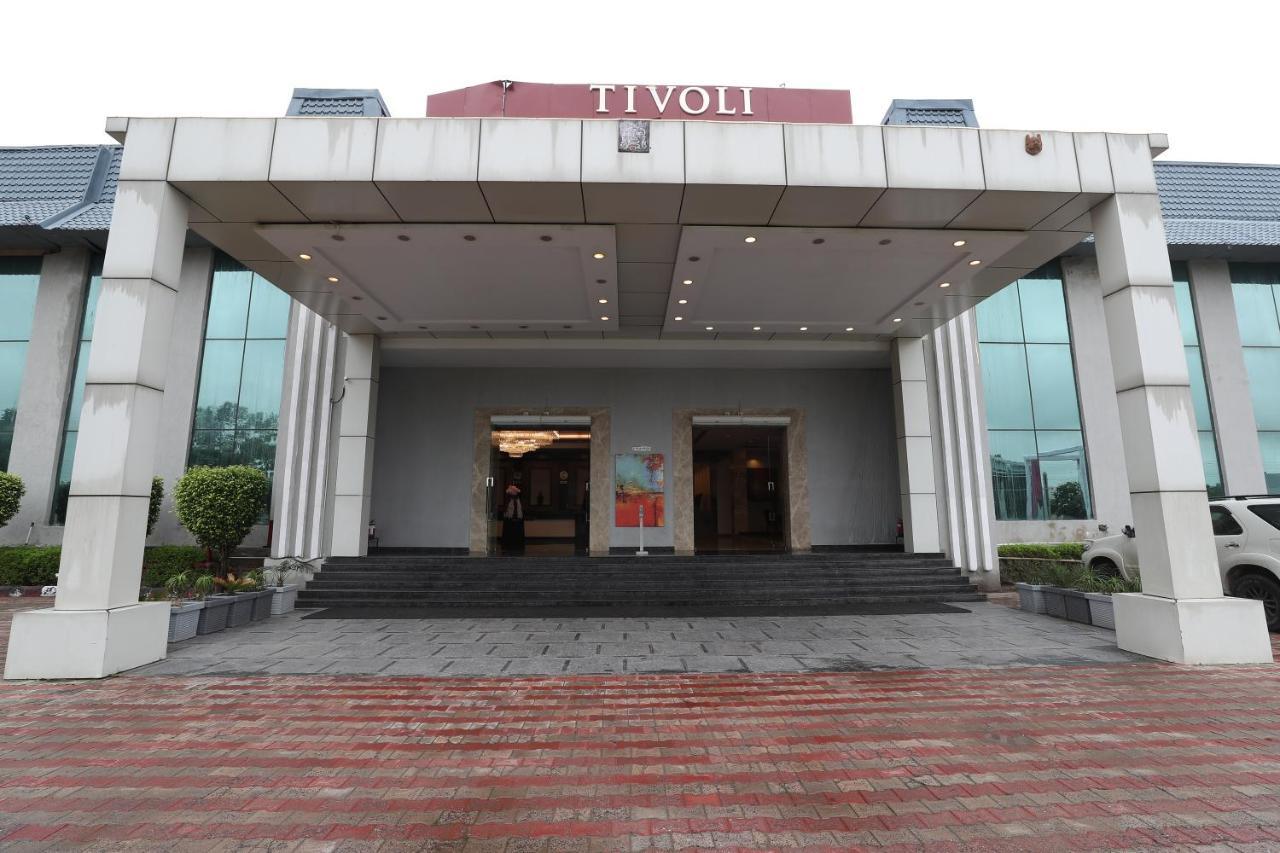 Tivoli Royal Palace Janauli المظهر الخارجي الصورة